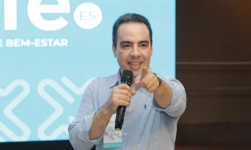 
          Imagem ilustrativa da imagem Palestra de José Antônio Martinuzzo aborda como lidar com a realidade digital
          