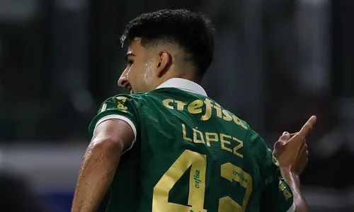 
          Imagem ilustrativa da imagem Palmeiras estreia no Brasileirão disposto a buscar tricampeonato inédito
          