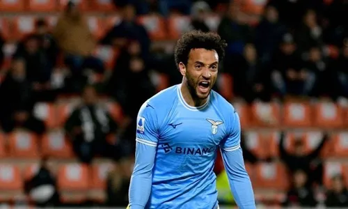 
          Imagem ilustrativa da imagem Palmeiras surpreende e fecha com Felipe Anderson, ex-Santos
          