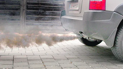 
          Imagem ilustrativa da imagem Pesquisa mostra relação entre qualidade do ar e asma
          