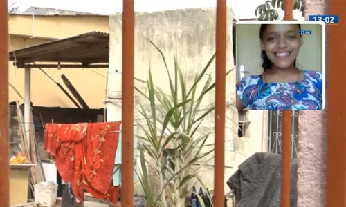 
          Imagem ilustrativa da imagem "Saiu espalhando que tinha matado ela", relata avó de jovem morta a facadas no ES
          