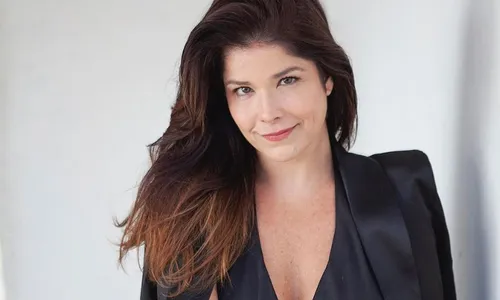 
          Imagem ilustrativa da imagem Samara Felippo diz que Leandrinho atrasou pensão das filhas em 2 meses
          