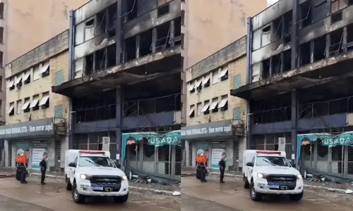 
          Imagem ilustrativa da imagem Seis pessoas permanecem internadas após incêndio em Porto Alegre
          