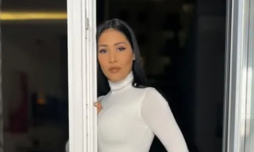 
          Imagem ilustrativa da imagem Simaria responde a fãs e aos críticos: "volto a trabalhar quando eu quiser"
          