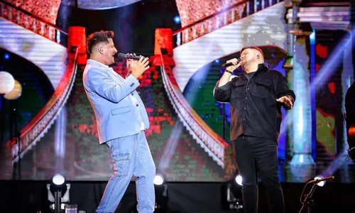 
          Imagem ilustrativa da imagem Dupla André e Felipe lança o DVD “Ao Vivo no Mineirão”
          