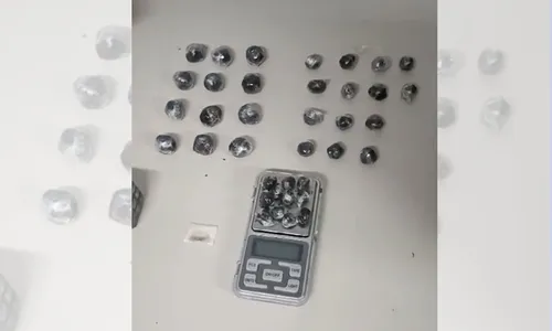 
          Imagem ilustrativa da imagem Suspeito de vender drogas nas redes sociais é preso em Vila Velha
          