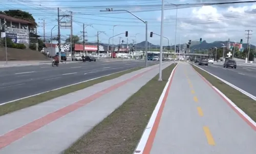 
          Imagem ilustrativa da imagem Suspeitos são presos após tentativa de assalto na Serra
          