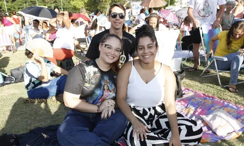 
          Imagem ilustrativa da imagem Turistas contam histórias de fé com Nossa Senhora
          