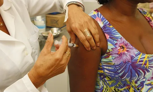 
          Imagem ilustrativa da imagem Vacina contra gripe começa a ser distribuída aos estados
          