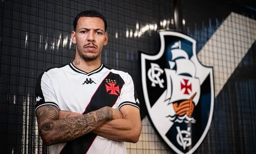 
          Imagem ilustrativa da imagem Vasco anuncia chegada do atacante Clayton Silva: 'Feliz por vestir essa camisa'
          