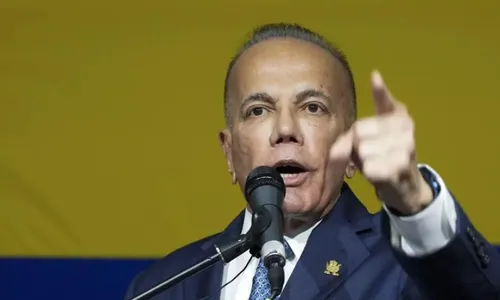 
          Imagem ilustrativa da imagem Venezuela: Manuel Rosales anuncia candidatura à presidência
          