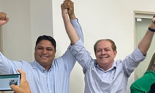 
          Imagem ilustrativa da imagem Vereadores tomam posse na Câmara  de Vila Velha
          