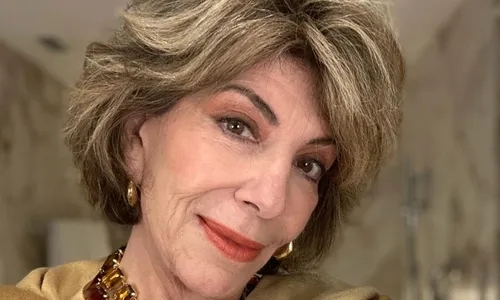 
          Imagem ilustrativa da imagem Vídeo mostra Silvia Poppovic sendo agredida durante assalto em bairro rico de SP
          