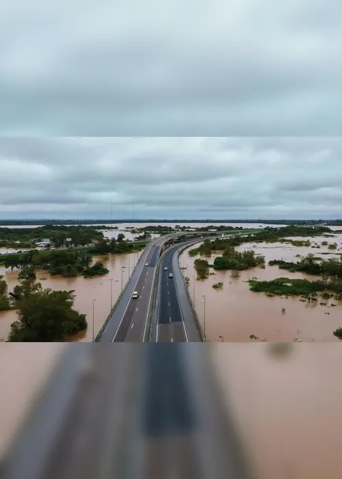 Imagem ilustrativa da imagem Chuvas no RS: mais de 10 mil pessoas foram resgatadas