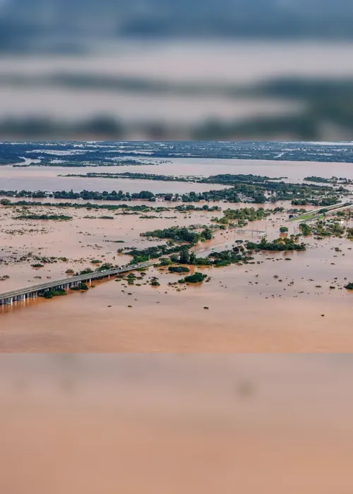 Imagem ilustrativa da imagem Governo do RS faz alerta para risco de enchentes em municípios da região sul