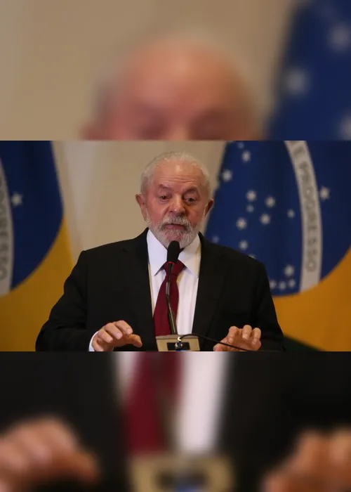 
          Imagem ilustrativa da imagem Planalto avalia retirar apoio a Pacheco e Alcolumbre
          