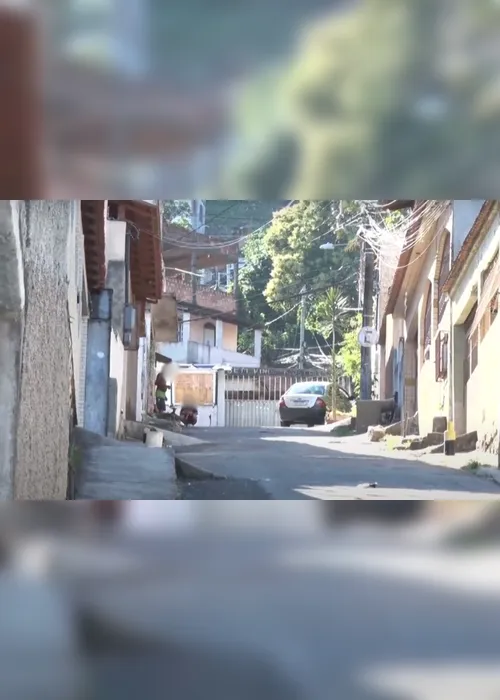 Imagem ilustrativa da imagem Suspeito morre atingido por tiro de fuzil durante confronto em morro de Vitória