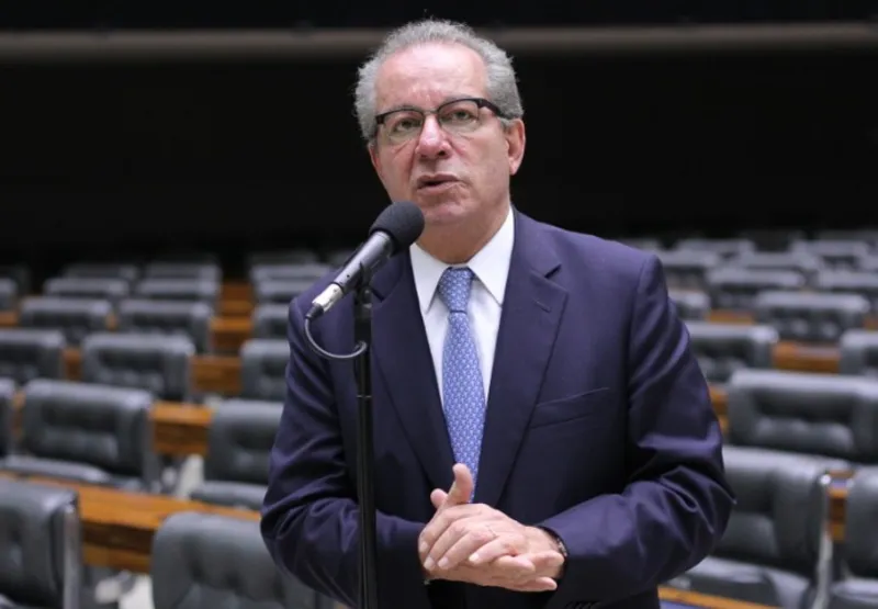 Presidente do PSDB em São Paulo, José Aníbal falou sobre a saída dos oito integrantes que a sigla possuía na bancada da Câmara