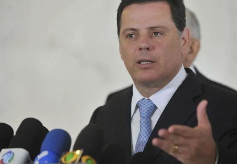 Marconi Perillo, presidente do PSDB, esteve na Assembleia para evento de pré-candidatura de Luiz Paulo Vellozo à prefeitura de Vitória e pediu união aos integrantes do partido no Estado