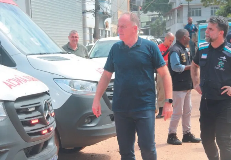 Governador Renato Casagrande visitou Mimoso do Sul pela quinta vez após a enchente que devastou a cidade