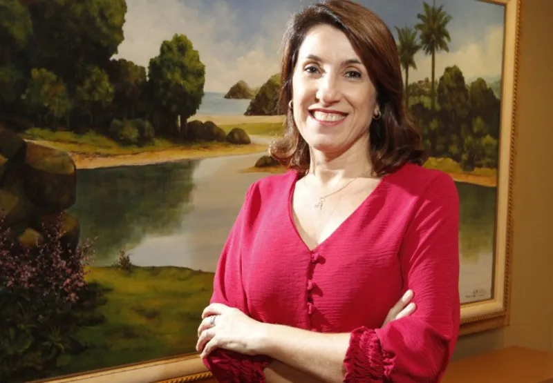 Lenise Loureiro, diretora comercial da Rede Tribuna