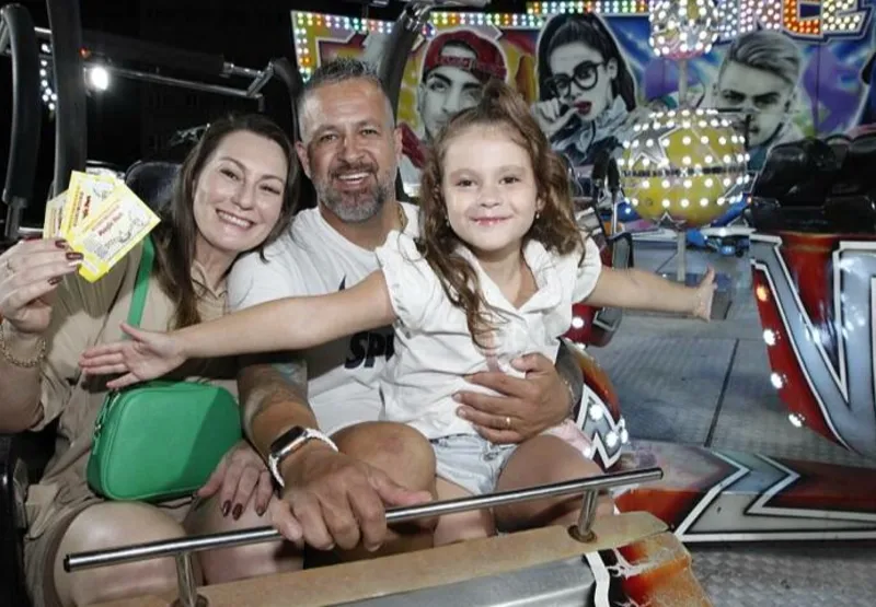 Verusca Moreto e o marido, Rogen da Silva, saíram da cidade de Jaguaré com a filha, Lívia, para curtir o fim de semana no parque em Cariacica