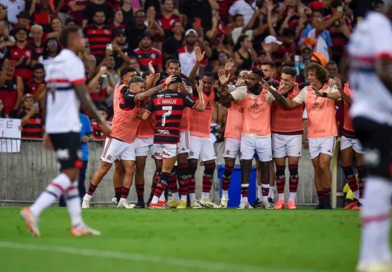 Luiz Araújo, cria do São Paulo, comemora gol contra ex-time