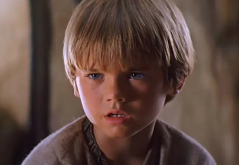 Jake Lloyd interpretou o jovem Anakin Skywalker quando criança