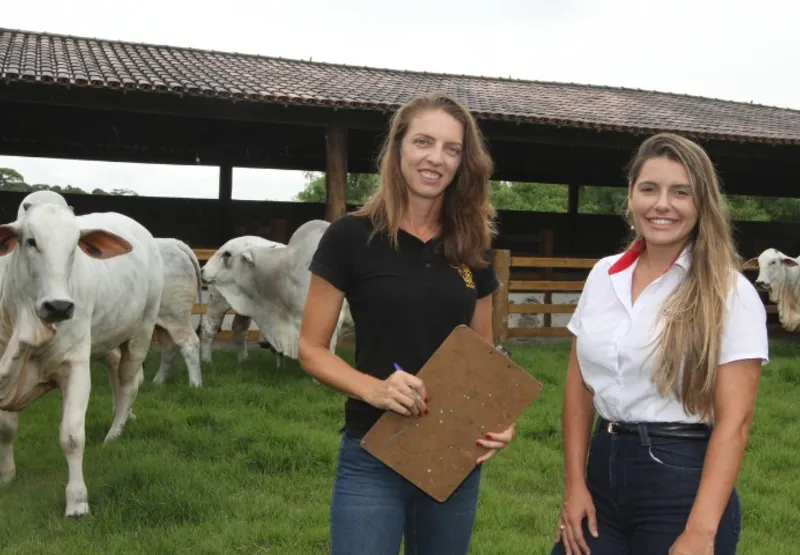 A especialista em Gestão Pecuária Renata Erler e a veterinária Tarine Pinotti são algumas das representantes da força feminina no agronegócio capixaba