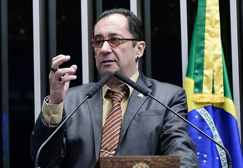 Presidente da nova CPI das Apostas Esportivas no Senado, o senador Jorge Kajuru (PSB-GO) é garoto-propaganda de uma “bet” em um programa de TV que apresenta