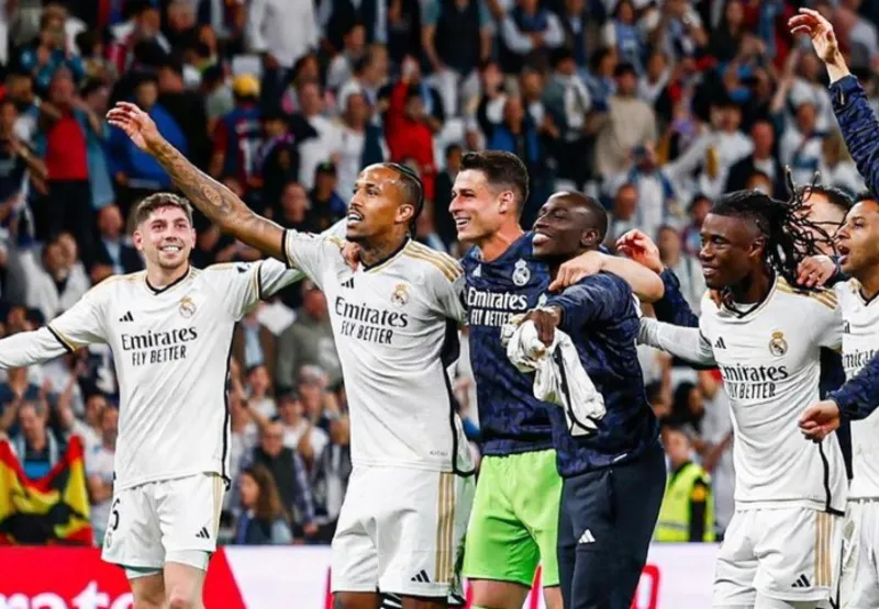 Jogadores do Real Madrid comemoram vitória