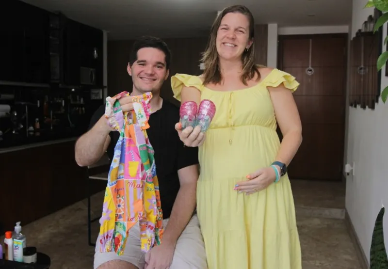 Gustavo Lyrio Julião e Priscila Bonadiman: parto está previsto para a mesma data que se casaram
