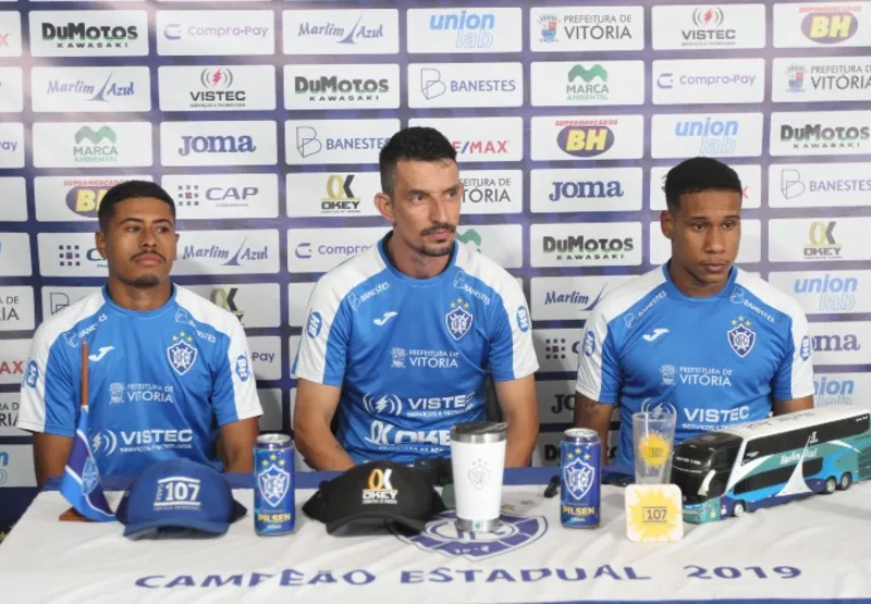 Filipe Carvalho, Zizu e John foram apresentados nesta quarta-feira pelo Vitória para a disputa da Copa Espírito Santo
