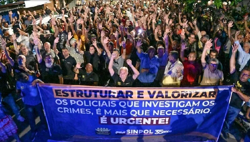 Imagem ilustrativa da imagem Policiais Civis voltam a cruzar os braços por 24 horas nesta quinta-feira