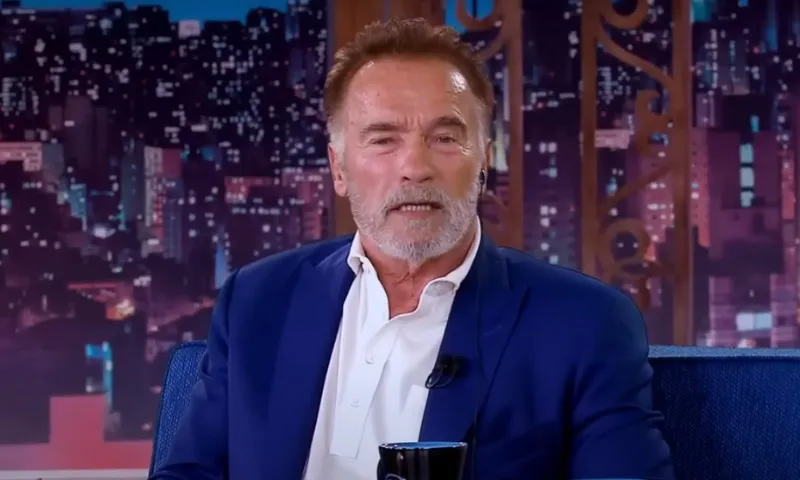 Imagem ilustrativa da imagem Aposentada perde R$ 238 mil em golpe que pedia ajuda para Arnold Schwarzenegger