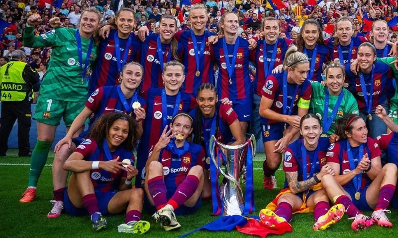 Imagem ilustrativa da imagem Barcelona derrota Lyon na Champions feminina e consolida hegemonia na Europa