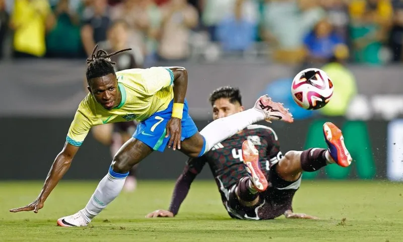 Imagem ilustrativa da imagem Brasil enfrenta EUA em último teste para a Copa América