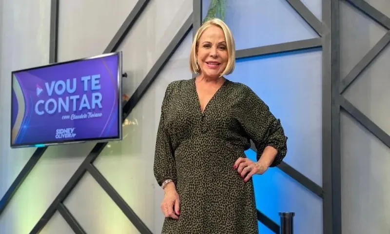 Imagem ilustrativa da imagem Claudete Troiano deixa de apresentar programa na RedeTV! após passar mal ao vivo