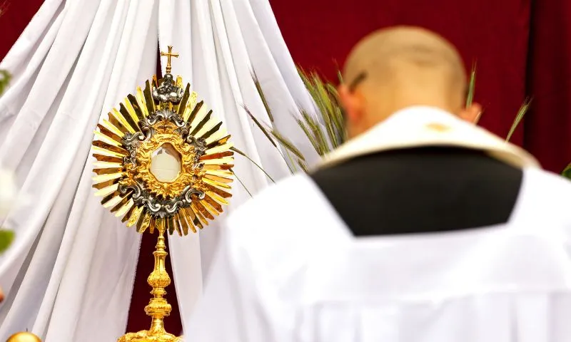 Imagem ilustrativa da imagem Corpus Christi é feriado nacional? Veja quais capitais param na data