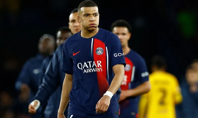 Imagem ilustrativa da imagem Mbappé anuncia saída do PSG ao final da temporada