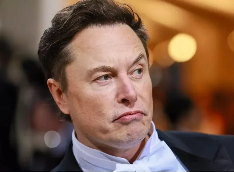 Imagem ilustrativa da imagem Golpista se passando por Elon Musk rouba R$ 1.500 de idosa no Sertão