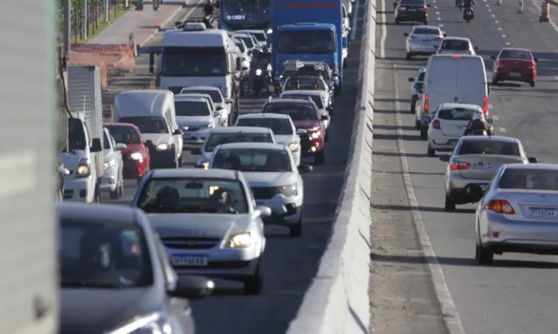 Imagem ilustrativa da imagem 70% dos carros no País rodam sem seguro, aponta estudo