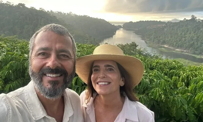 Imagem ilustrativa da imagem Marcos Palmeira publica fotos com Malu Mader no ES: 'só alegria'