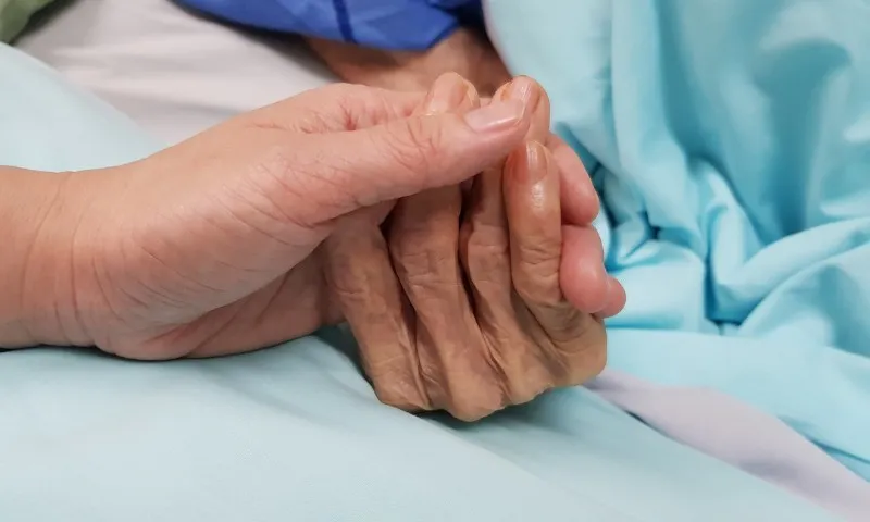 Imagem ilustrativa da imagem Ministério da Saúde investirá R$ 887 milhões ao ano em cuidados paliativos