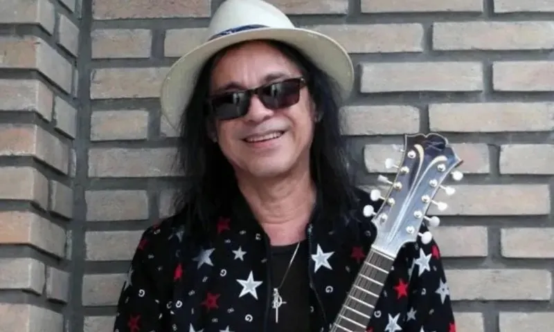 Imagem ilustrativa da imagem Morre fundador e ex-vocalista do Chiclete com Banana aos 64 anos