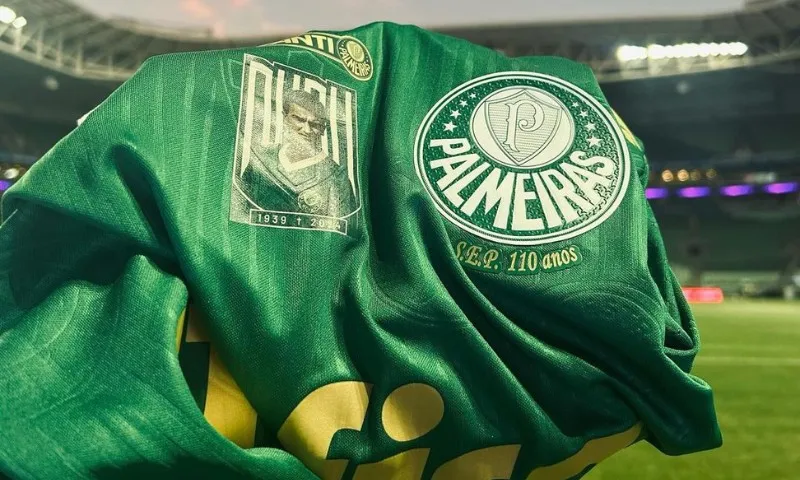 Imagem ilustrativa da imagem Palmeiras derrota o Corinthians em clássico com confusão e amplia crise do rival