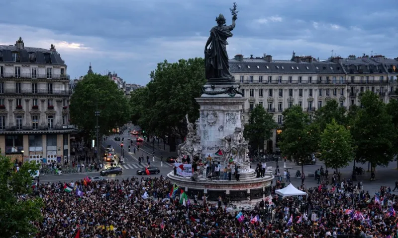 Imagem ilustrativa da imagem Ultradireita vence 1º turno de eleição legislativa na França