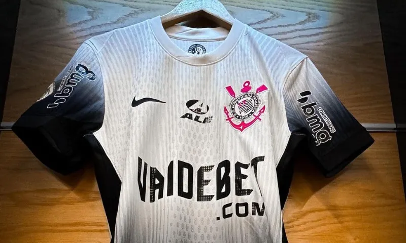 Imagem ilustrativa da imagem Vai de Bet notifica o Corinthians e cita possibilidade de rescindir contrato