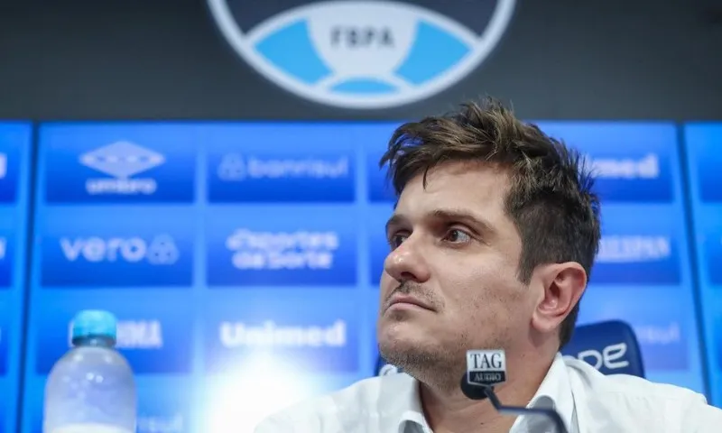 Imagem ilustrativa da imagem Vice do Grêmio critica CBF: 'Não entenderam o que estamos passando'