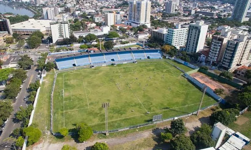 Imagem ilustrativa da imagem Vitória FC promove a primeira edição da "Corrida Alvianil" neste domingo